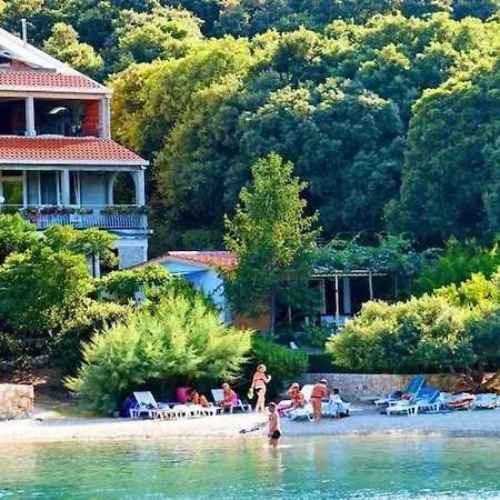 Cebalo Kor Ula - Two Bedroom With Terrace And Sea View Lana Apartment