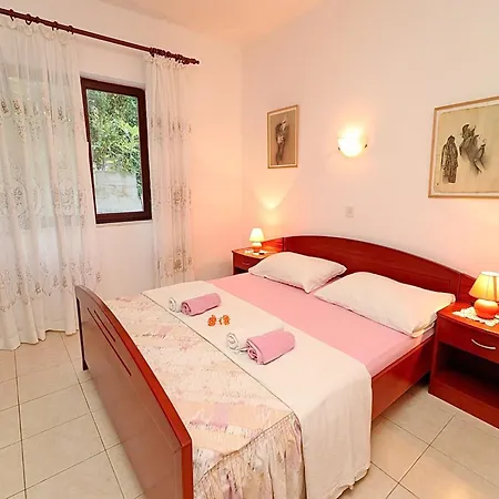 Cebalo Kor Ula - Two Bedroom With Terrace And Sea View Lana