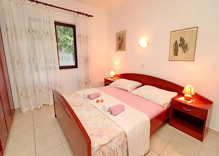 Cebalo Kor Ula - Two Bedroom With Terrace And Sea View Lana