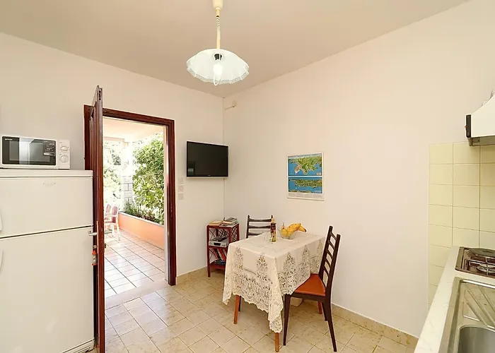 公寓 Cebalo Kor Ula - Two Bedroom With Terrace And Sea View Lana