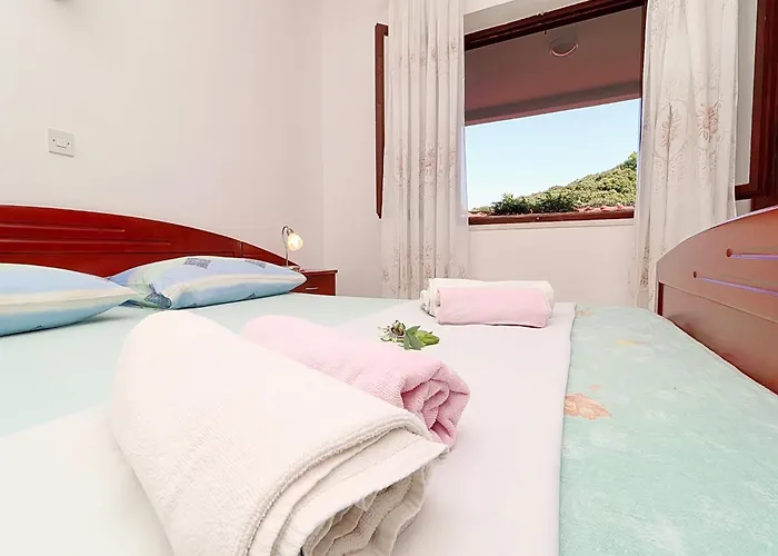 Cebalo Kor Ula - Two Bedroom With Terrace And Sea View Lana Appartement *